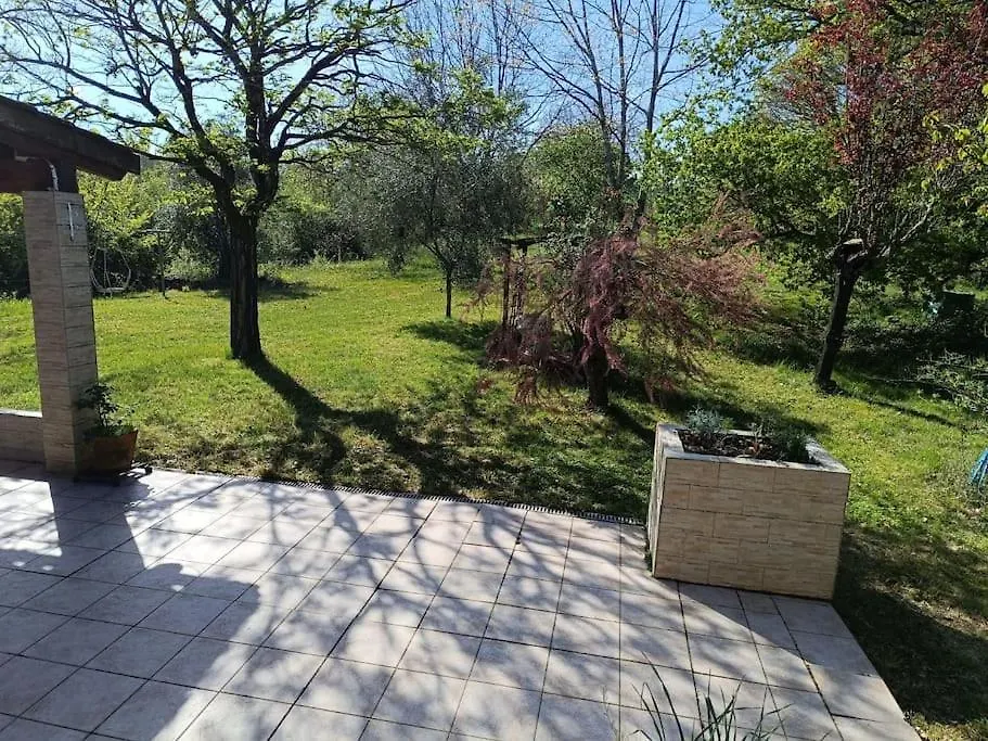 Charmante Maison Familiale A Realmont-Tarn Γαλλία